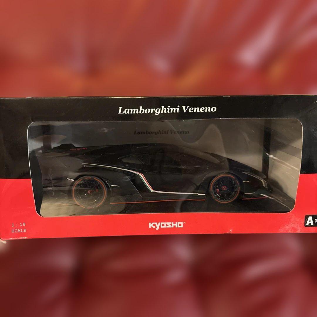 KYOSHO Lamborghini Veneno 1:18スケール