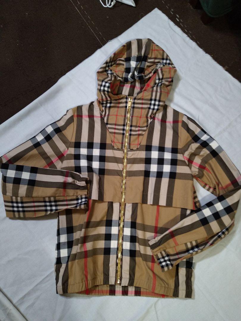 【在庫処分大特価!!】 希少入手困難】Burberry フード付きジャケット チェック柄 ジャケット・ブルゾン