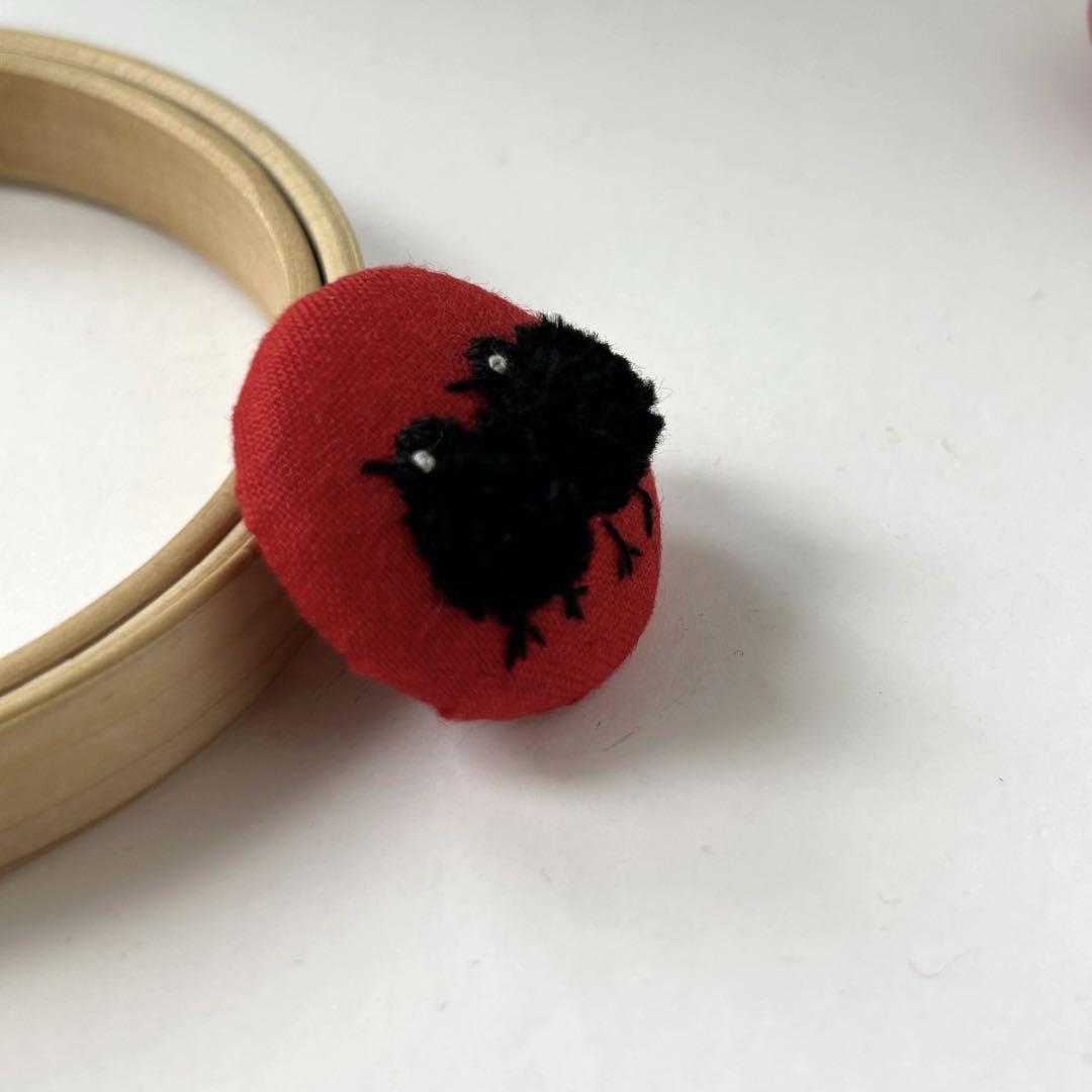 ハンドメイド刺繍ブローチ　bulaunbulaun様ご確認ページです。