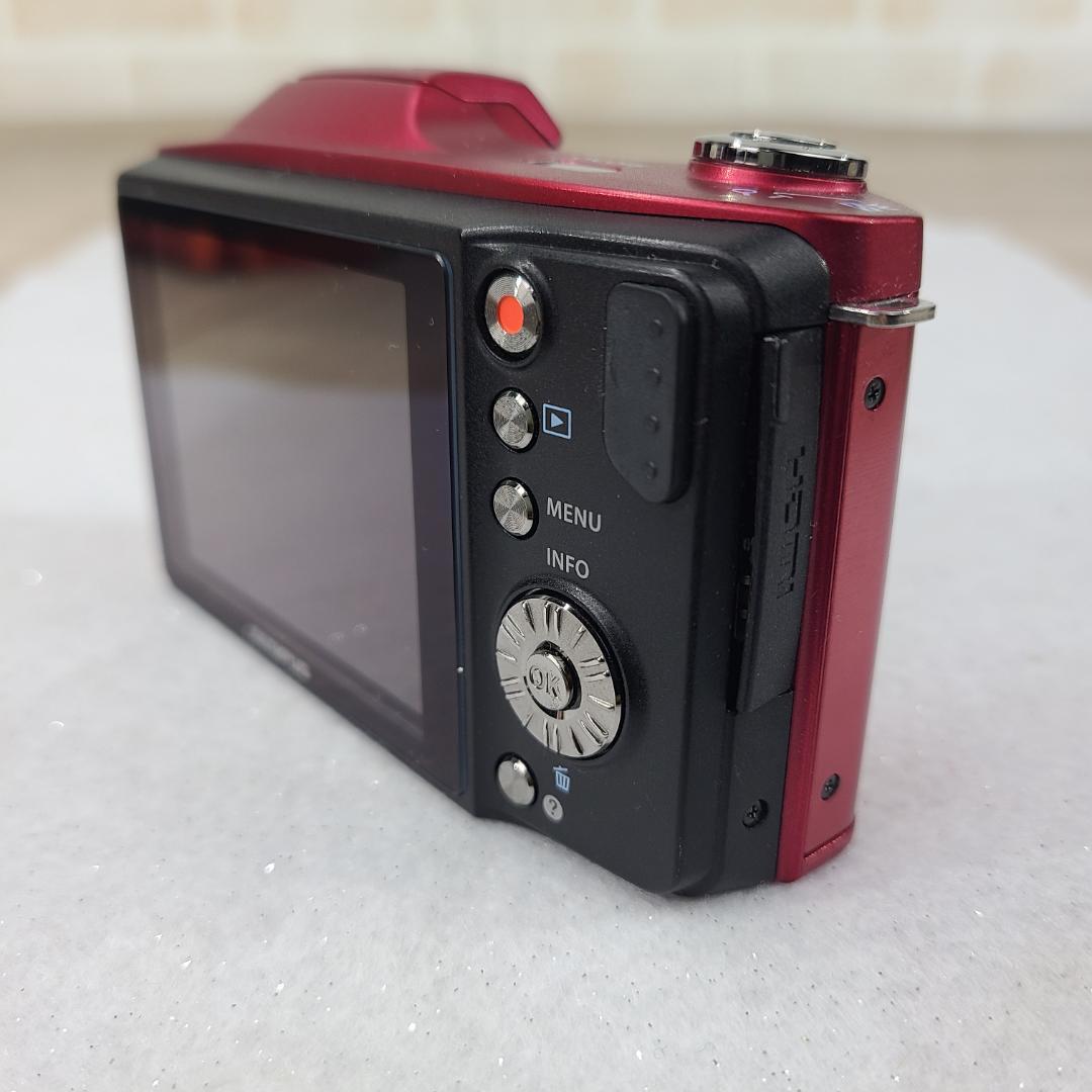 OLYMPUS