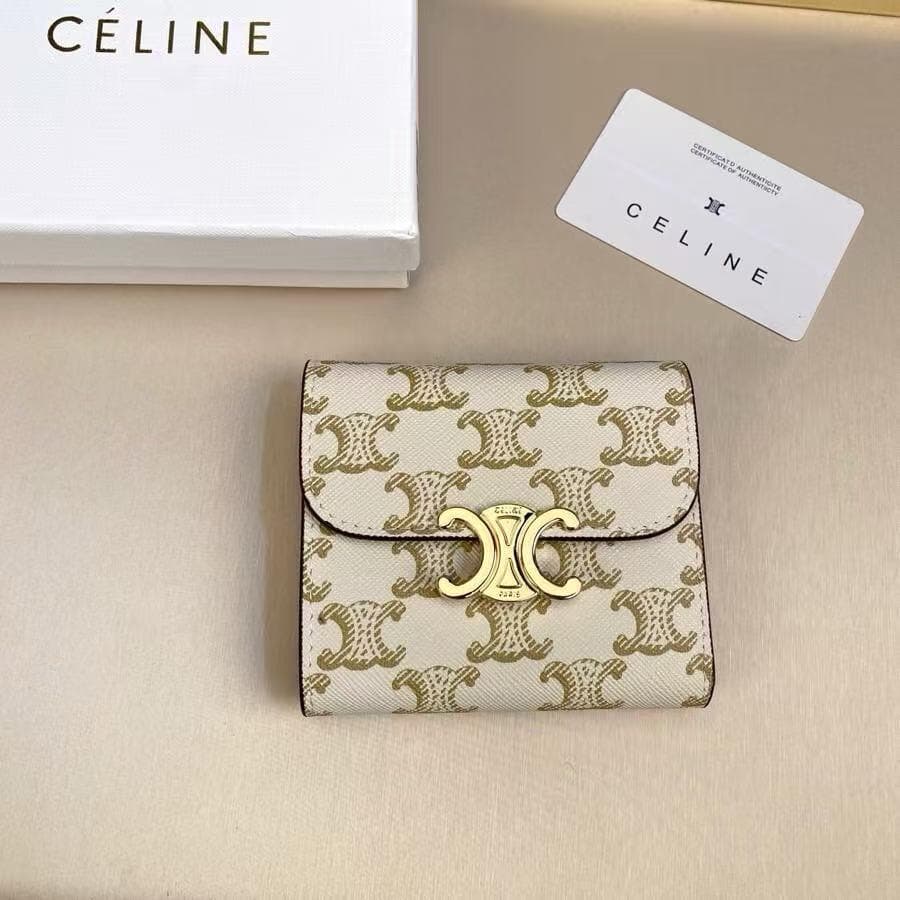 CÉLINE 三つ折り財布 アイボリー・ゴールド