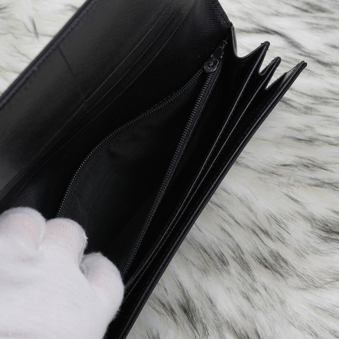 極美品　PRADA プラダ　長財布　ナイロン　三角プレート　トライアングル　黒