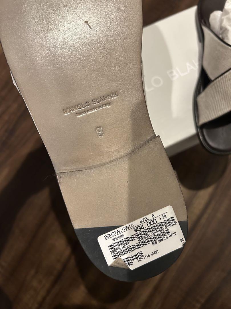 MANOLO BLAHNIK レザーサンダル
