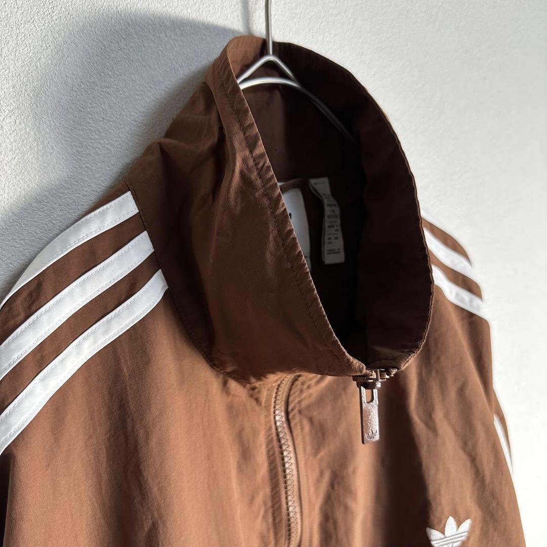 【レアカラー】adidasナイロンジャケット　ウーブンファイヤーバード茶色3XL