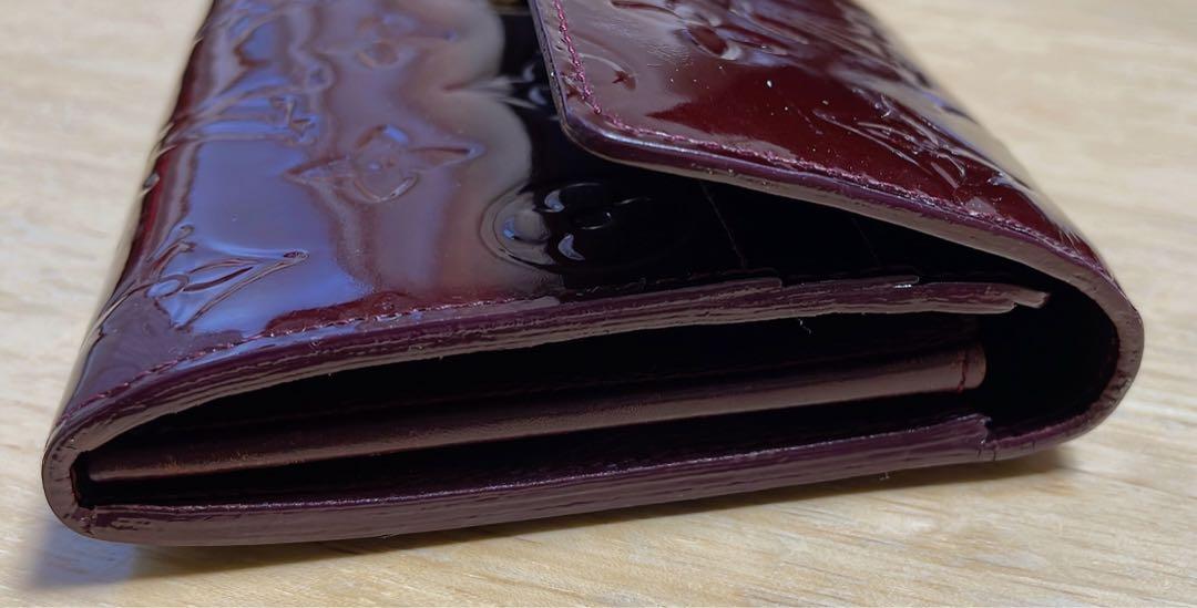 ルイヴィトン　エナメル　長財布　ワインカラー