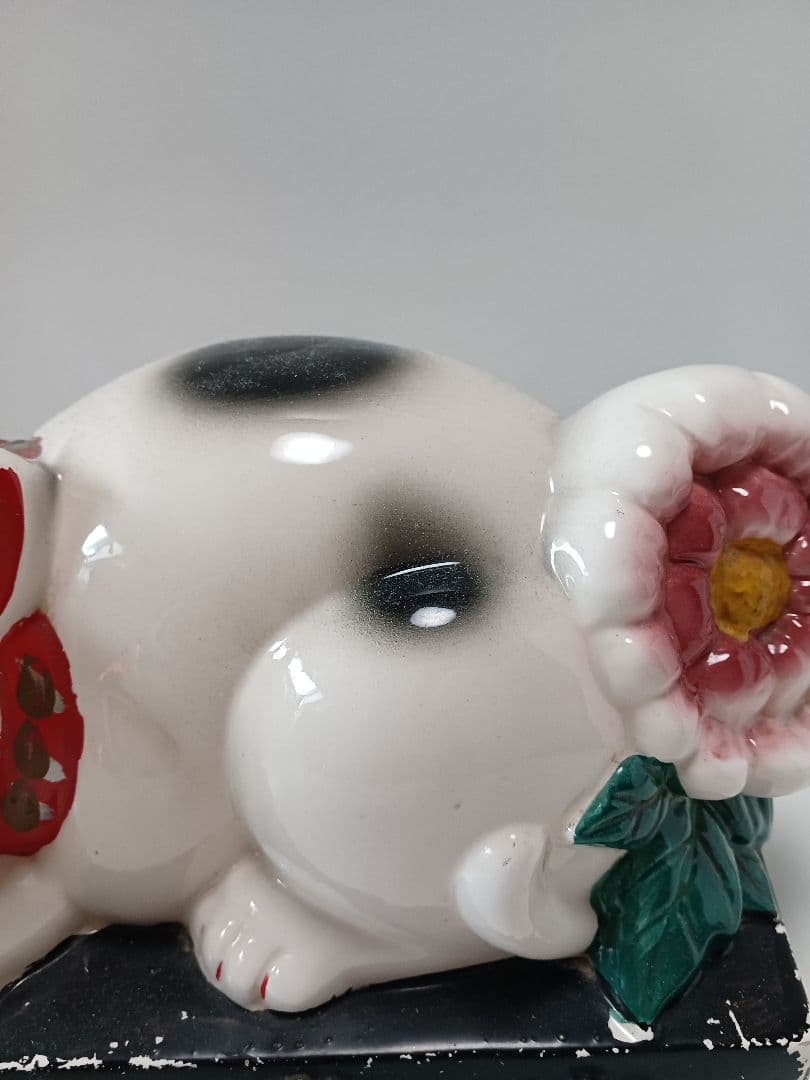 眠り猫陶器製 猫の置物 日光山土産物　骨董 ヴィンテージ 眠り猫陶器製 猫の置物 日光山土産物 骨董 ヴィンテージ 眠り猫