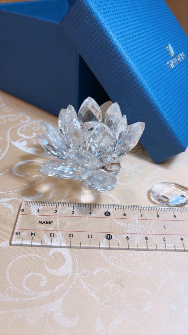SWAROVSKI 蓮　スワロフスキー