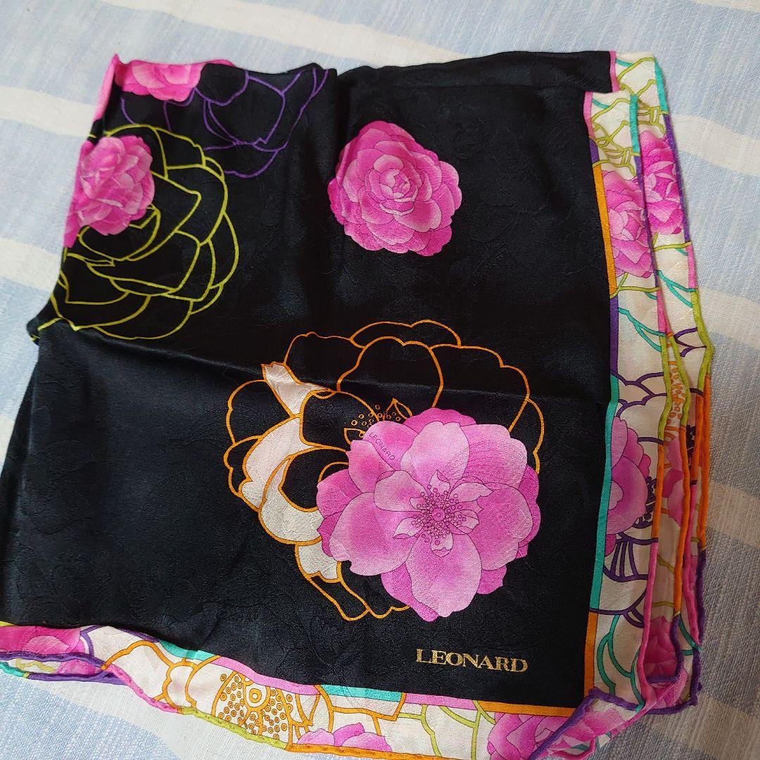 ✤オーキッド様✤LEONARD 花柄シルクスカーフ　【美品】 LEONARD 花柄 シルクスカーフ - メルカリ
