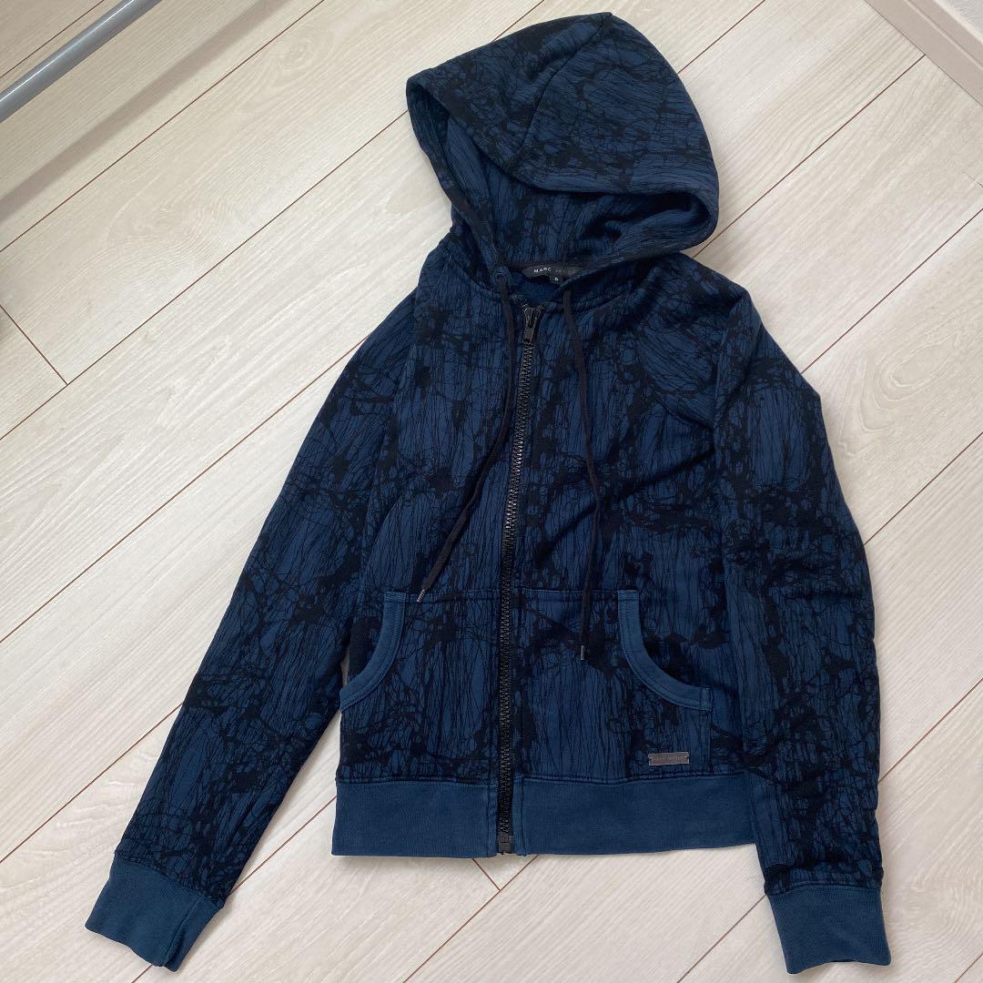 MARC JACOBS マークジェイコブス S パーカー - メルカリ MARC JACOBS マークジェイコブス S パーカー - メルカリ