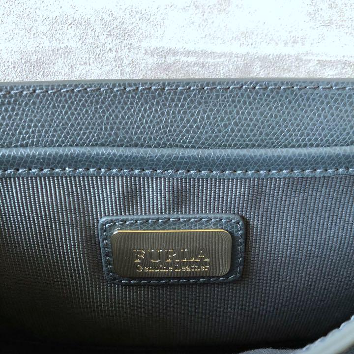 フォロー割有り♡FURLA フルラ ショルダーバッグ美品 クラッチバッグ財布 フォロー割有り♡FURLA フルラ ショルダーバッグ美品 クラッチバッグ財布