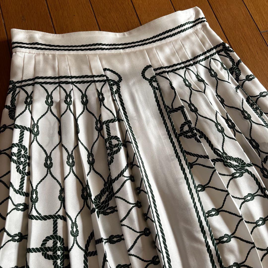 Tory Burchプリーツスカート