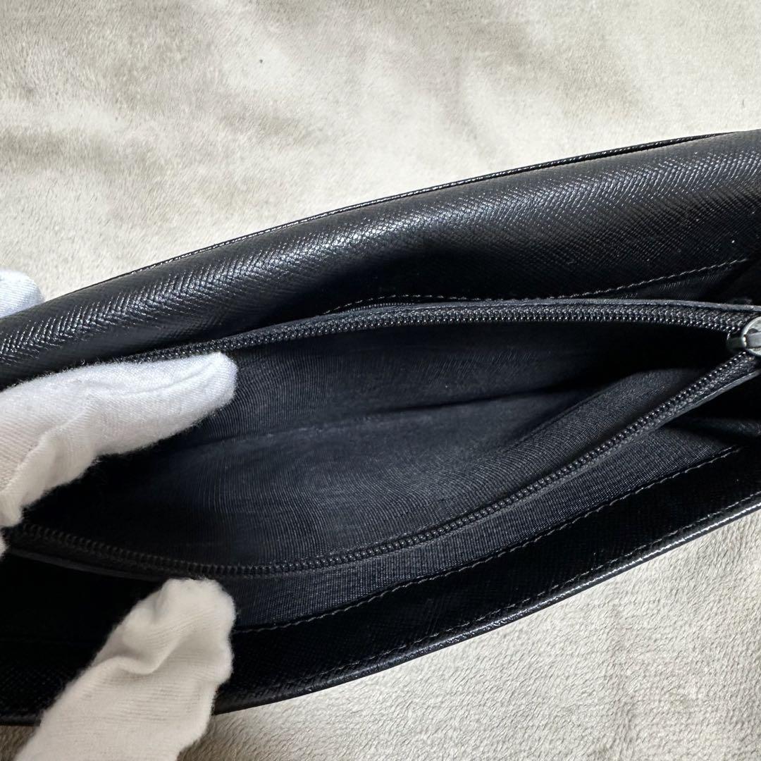 PRADA 長財布 レディース