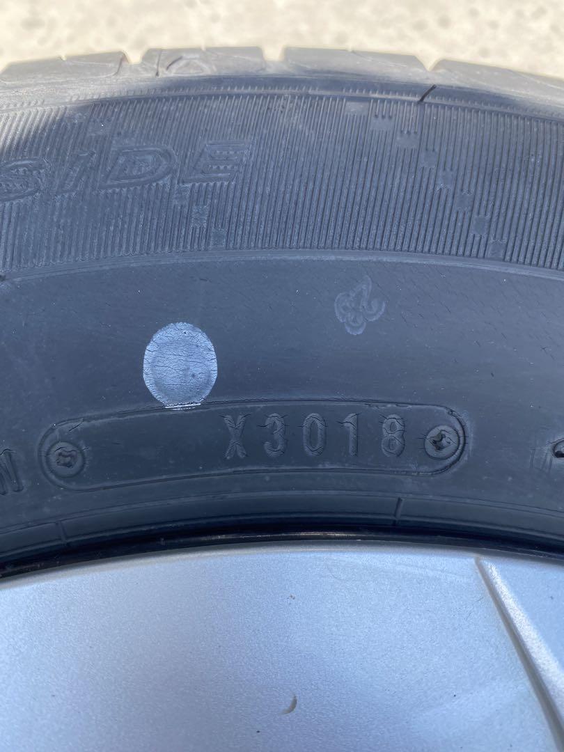 30プリウス純正ホイールタイヤ4本セット195/65R15
