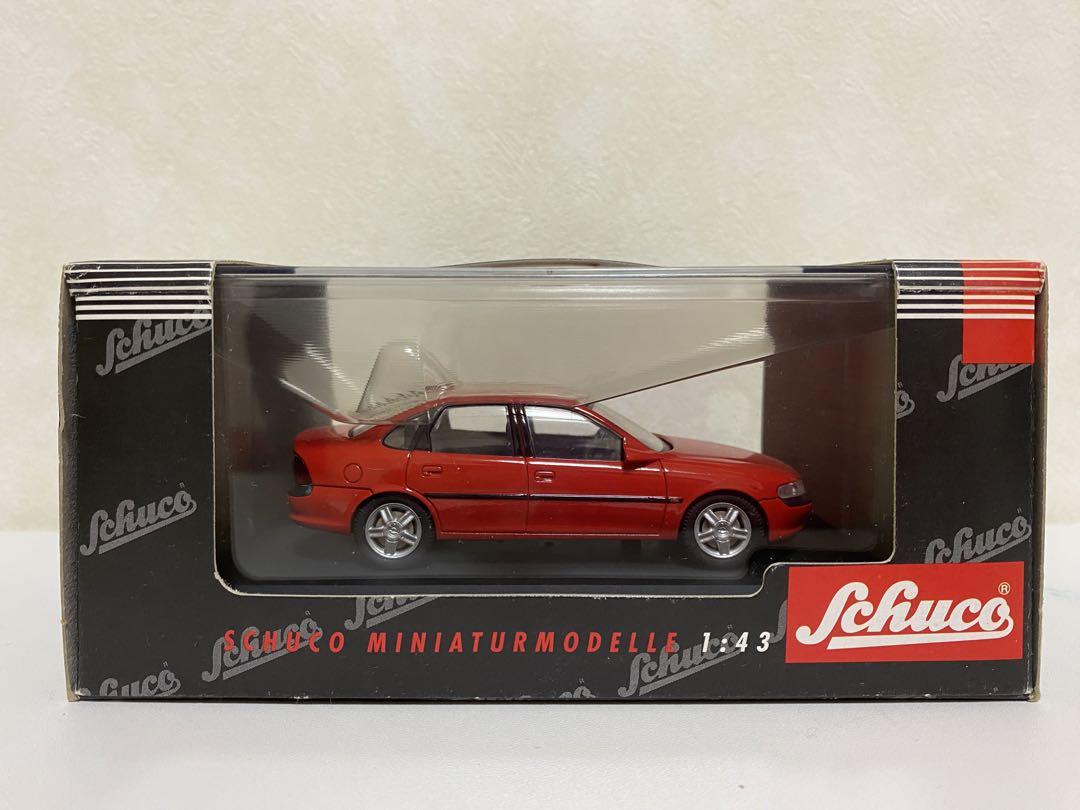 ミニカー Schuco OPEL VECTRA CDX 1/43 RED