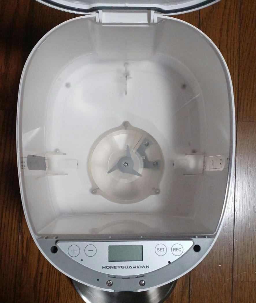 自動給餌器　オートフィーダー　ペット自動給餌器　猫　犬　小動物　AC電源&乾電池