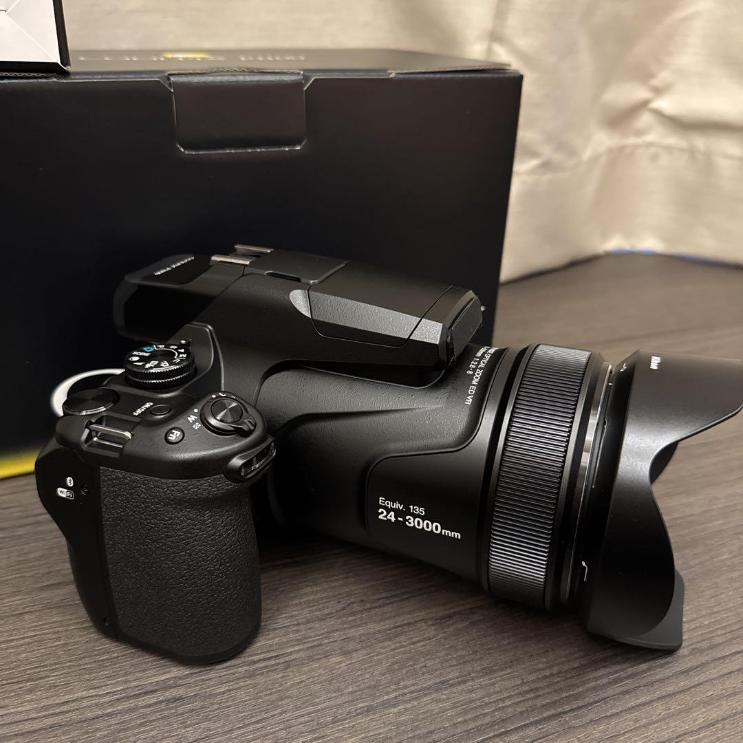 Nikon COOLPIX P1100＋リモコン付き