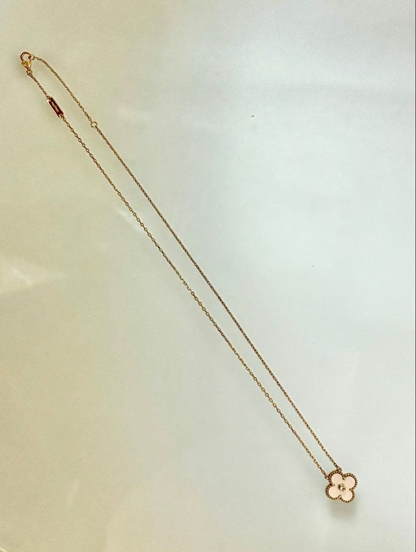 Angel peachクローバーネックレス(1Pダイヤ) 白蝶貝×ゴールドカラー Angel peachクローバーネックレス(1Pダイヤ) 白蝶貝×ゴールドカラー