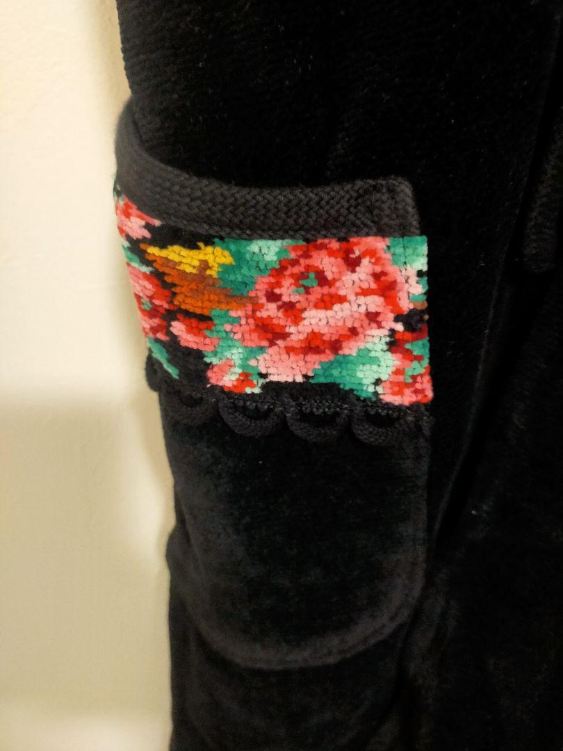 美品】フェイラー FEILER 花柄刺繍 エプロン 黒 未使用品 - メルカリ