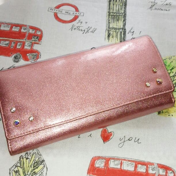 メルカリ 長財布 アビステ 風水 スワロフスキー 2 999 中古や未使用のフリマ