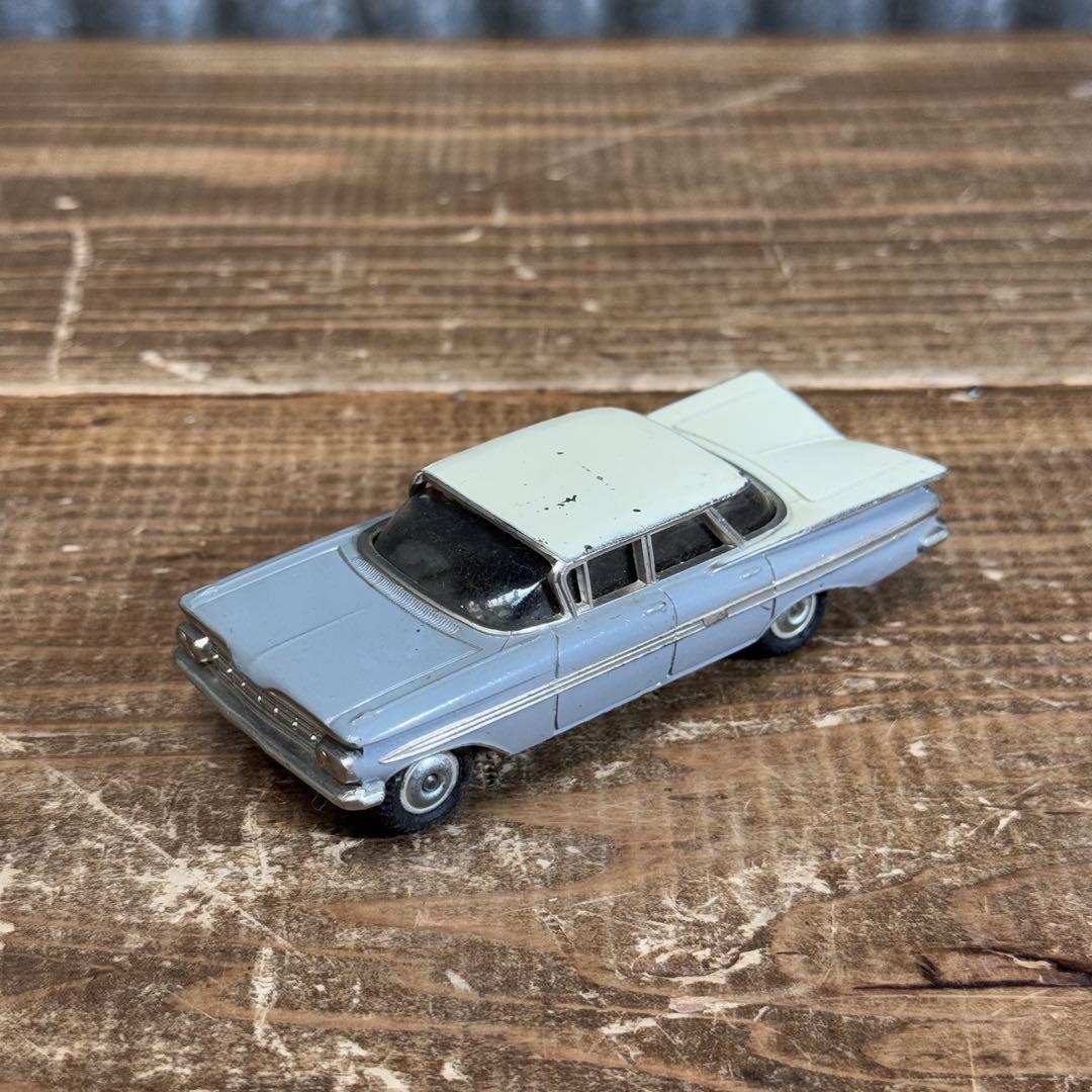 m*n様 MICRO PET シボレー インパラ フリクション　ミニカー　レトロ