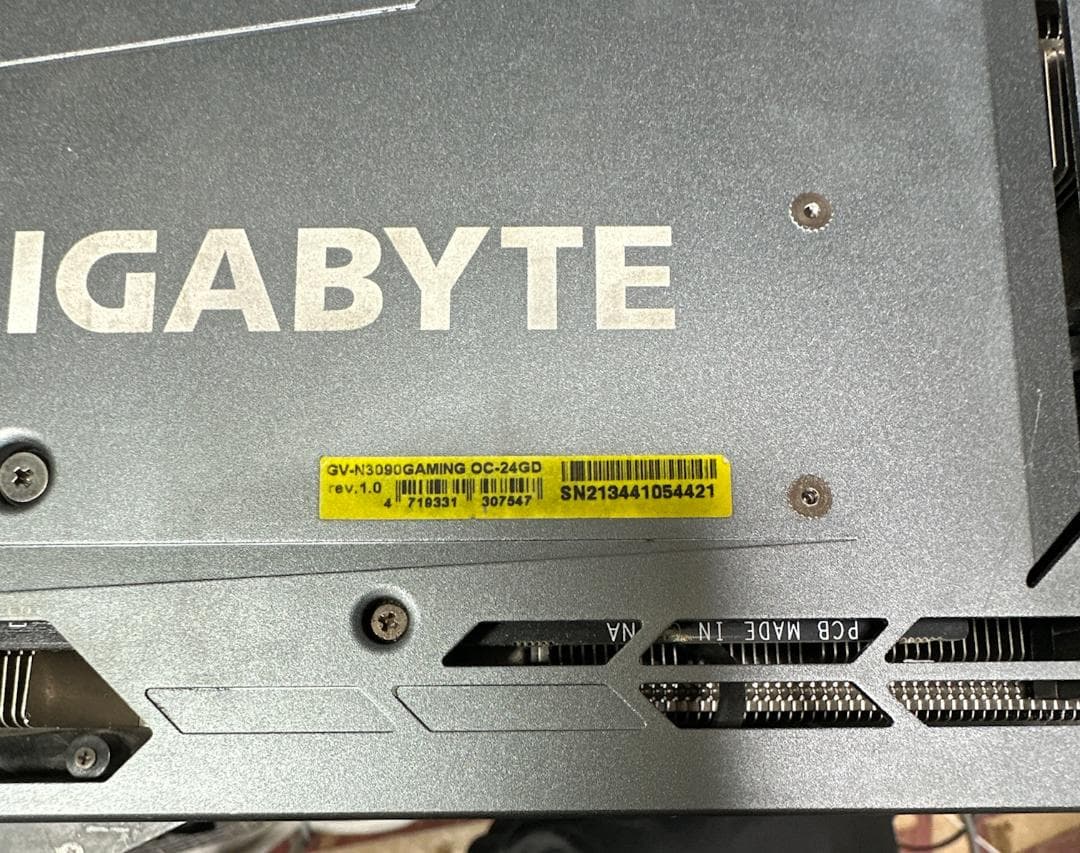 グラフィックボード・グラボ・ビデオカード GIGABYTE GeForce RTX3090 GAMING OC 24GB