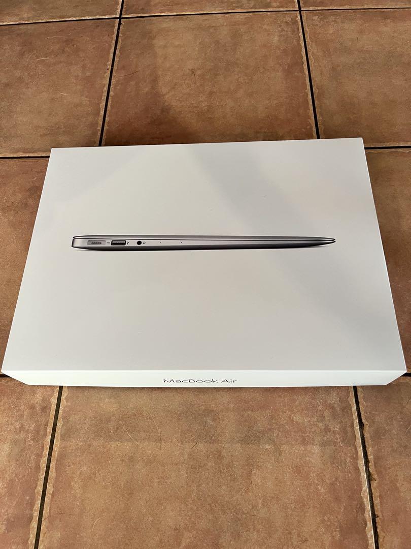 Apple MacBook Air （13-inch, Early 2015）