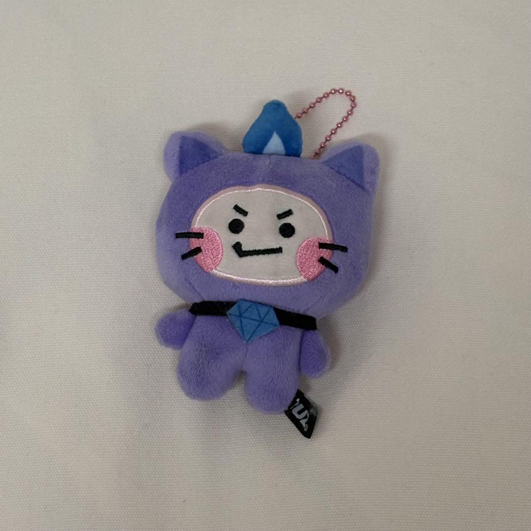 treasure ヒョンソク truz chilli チリ ジャンボぬいぐるみ TREASURE TRUZ ジャンボぬいぐるみCHILLI チリヒョンソク