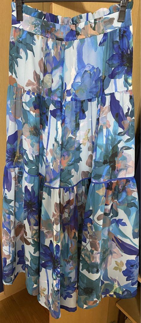 STUMBLY 【TV着用】Flower Printed Flare Skirt_画像1