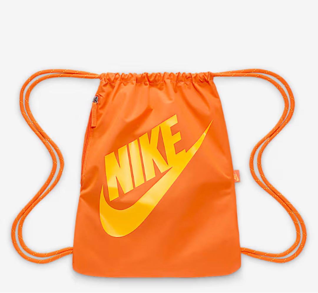 NIKE オレンジ ナップザック　ドローストリング　ジムサック