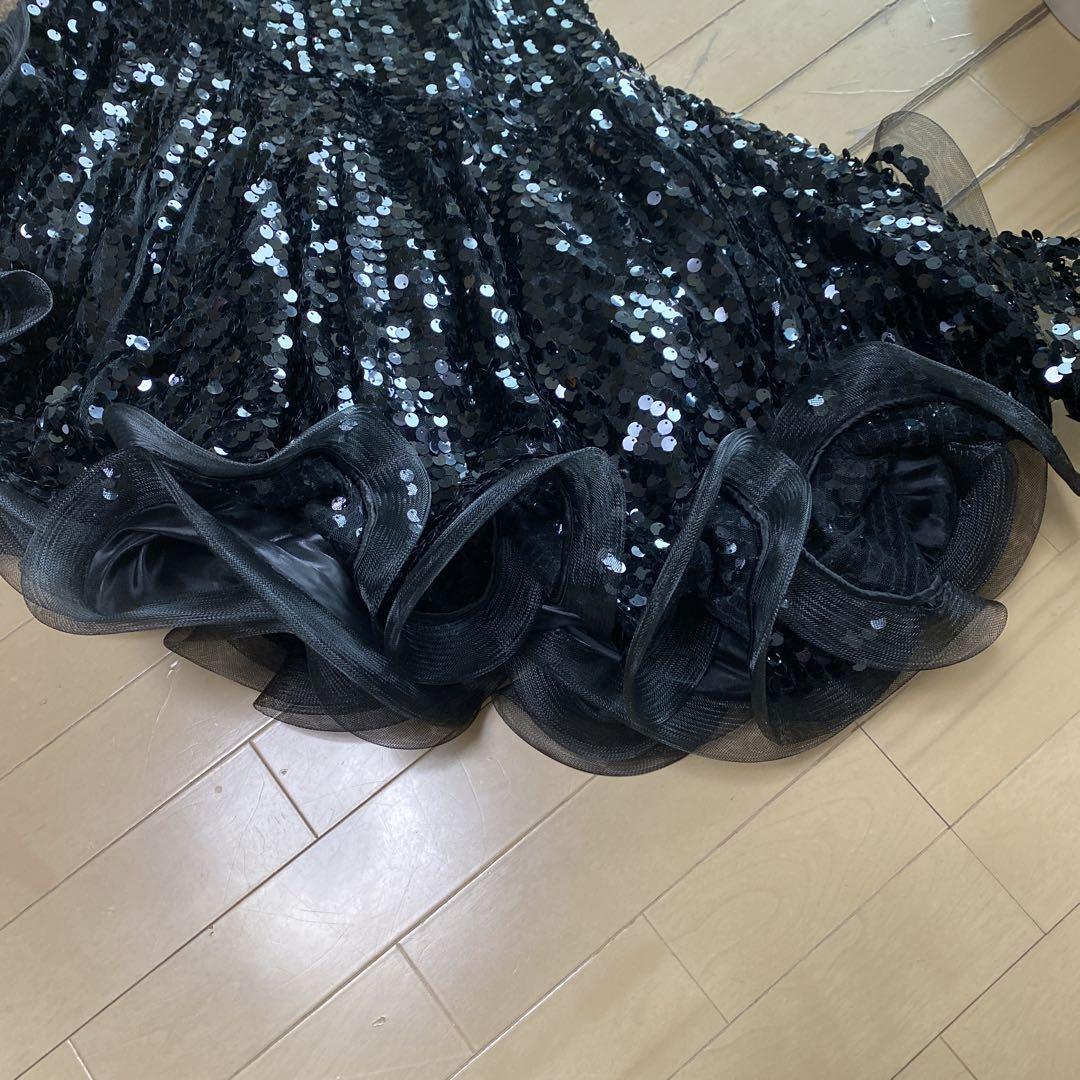 ラテンドレス