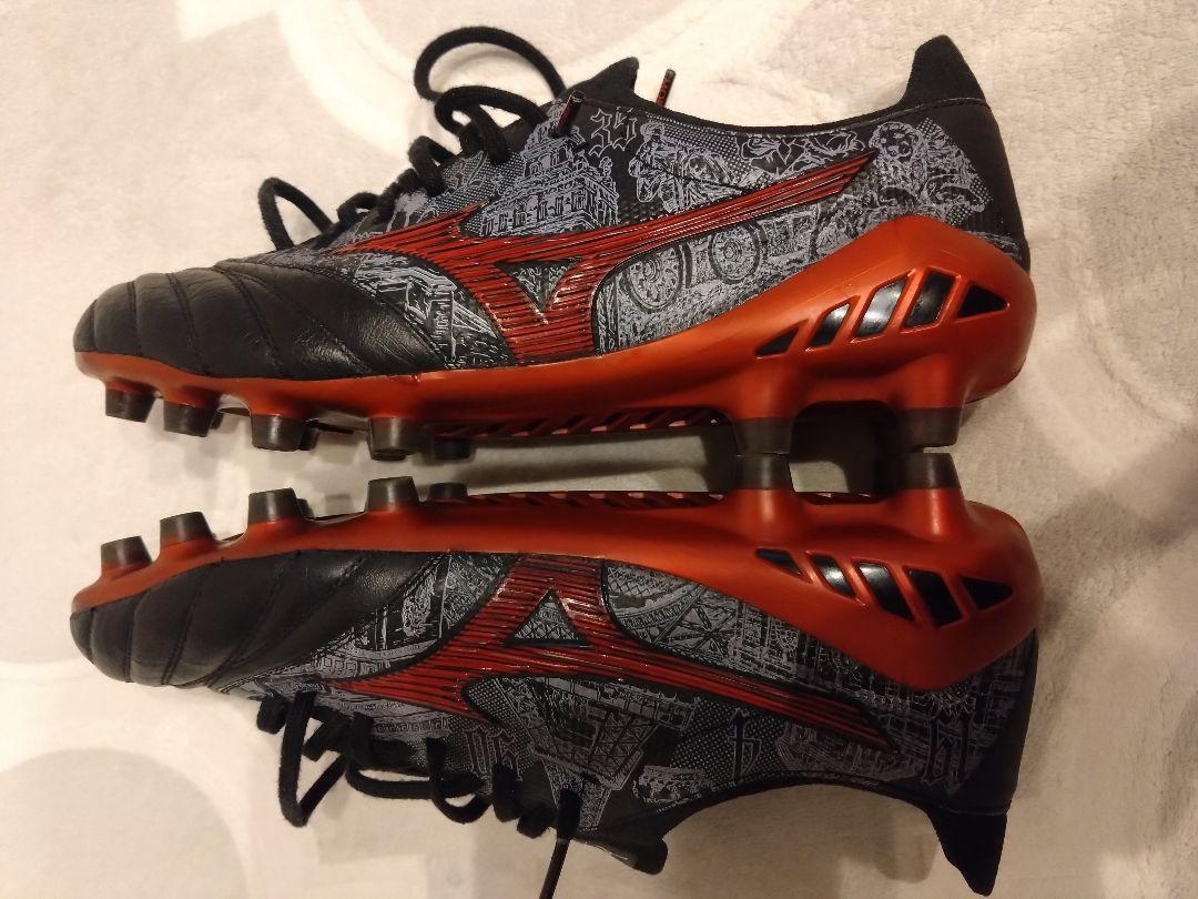 ミズノ セルヒオ・ラモス選手シグネチャーモデル「MORELIA NEO