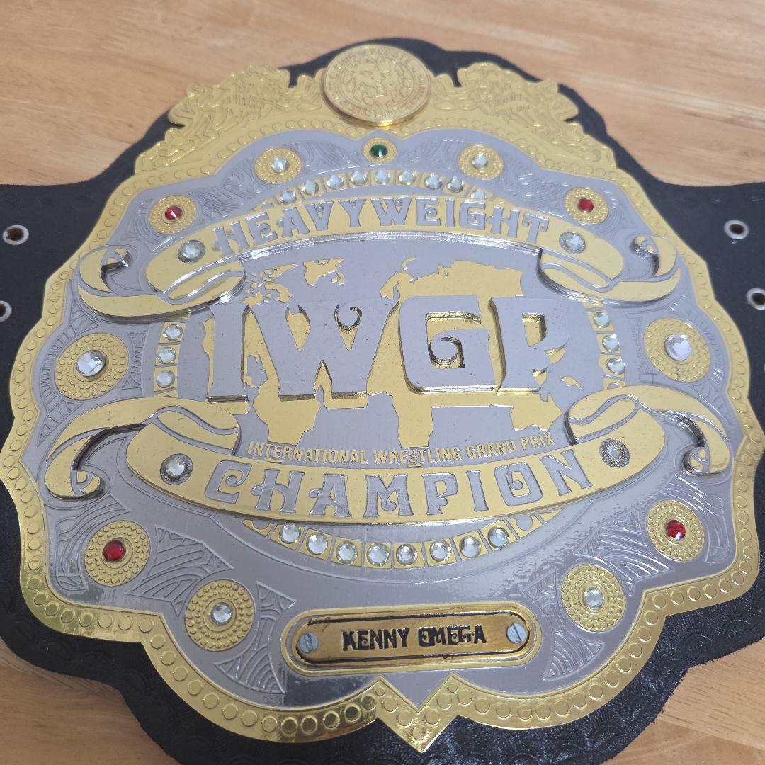 IWGPヘビー級チャンピオンベルト ケニー・オメガ