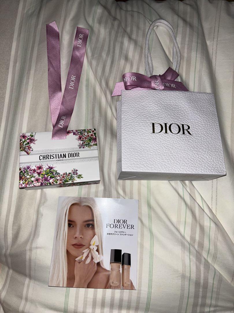 DIOR FOREVER リキッドファンデーションと化粧下地サンプル