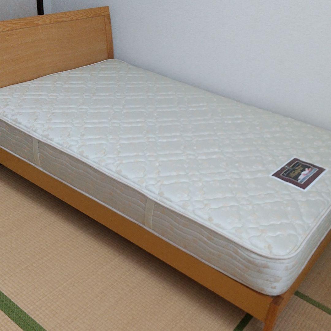 37%割引通販 ゅう様専用商品です。シモンズ セミダブル 使用感無し美 在庫品 【美品】シモンズ セミダブルサイズベッド マットレスセット セミダブルベッド