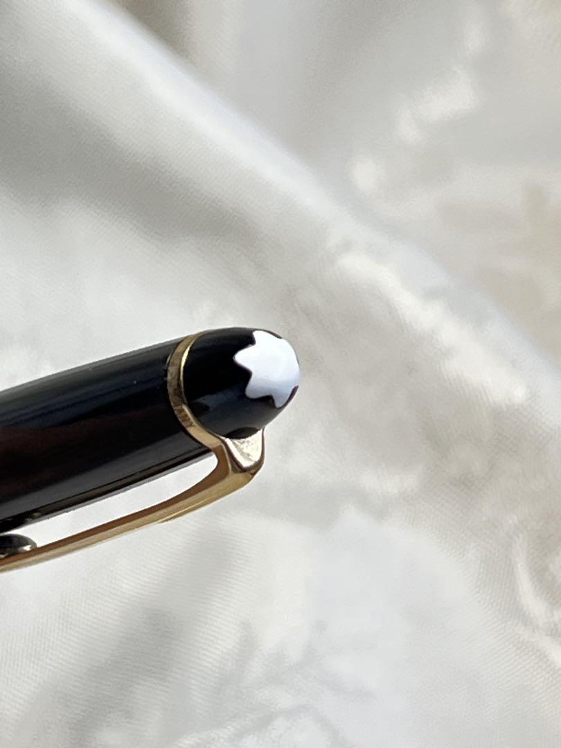 Montblanc ボールペン ブラック　ドイツで購入