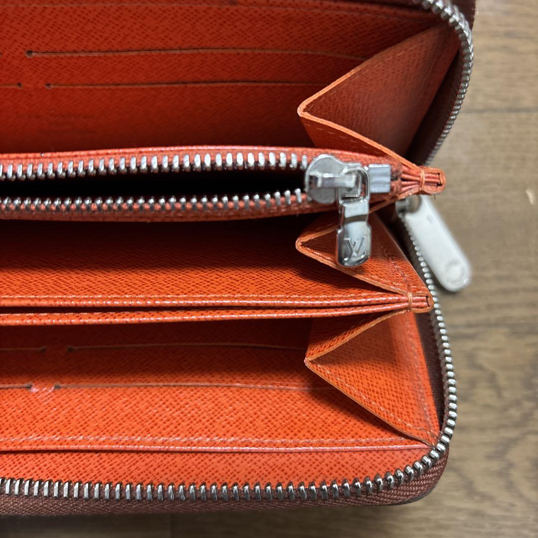 Louis Vuitton エピレザー 長財布 ブラウン