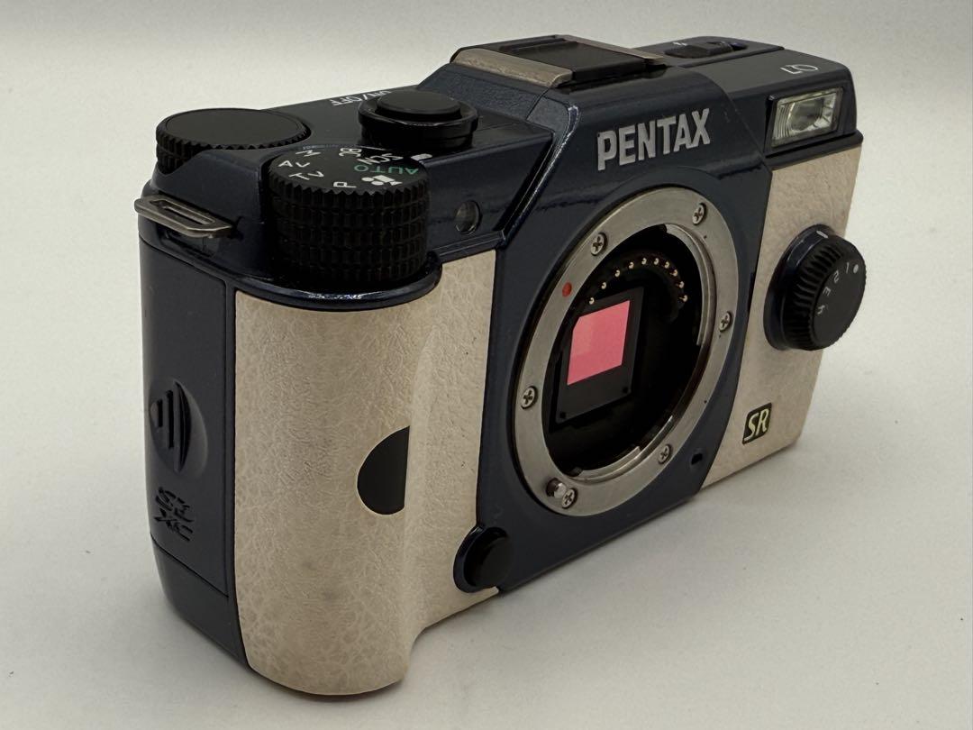 1,202回　PENTAX Q7 デジタルカメラ 本体 　ブルー　ホワイト