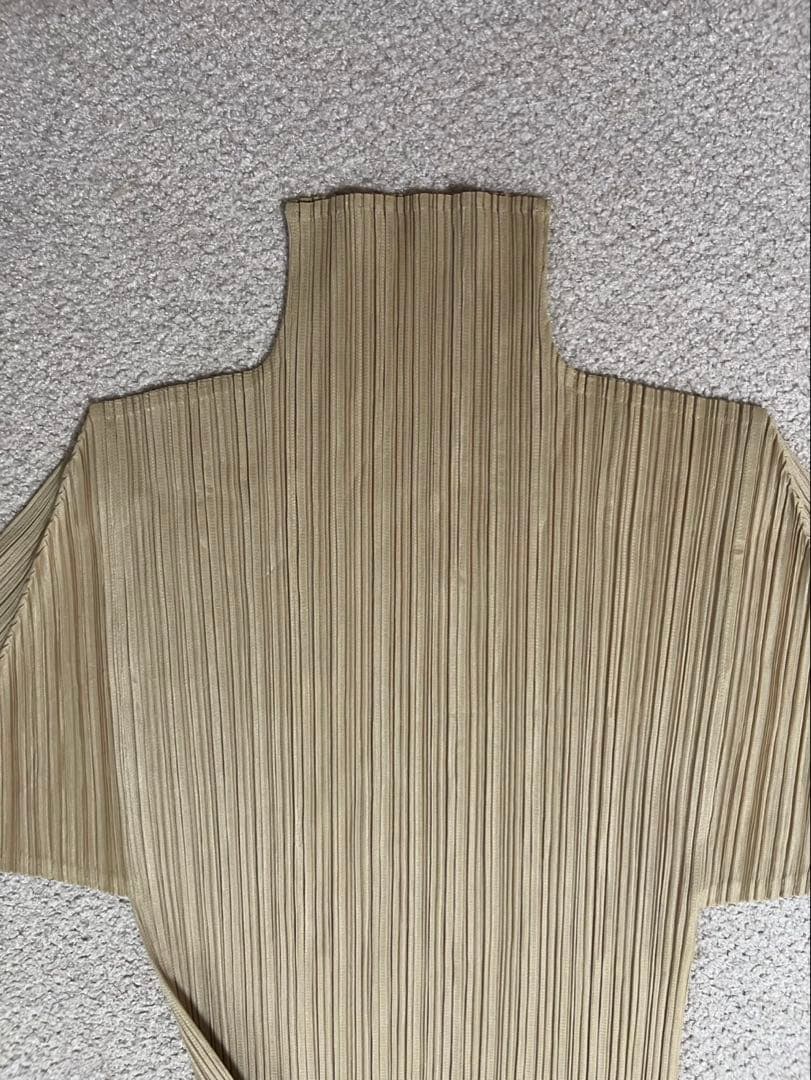 ISSEY MIYAKE PLEATS PLEASE セットアップ ハイネック ISSEY MIYAKE PLEATS PLEASE セットアップ ハイネック