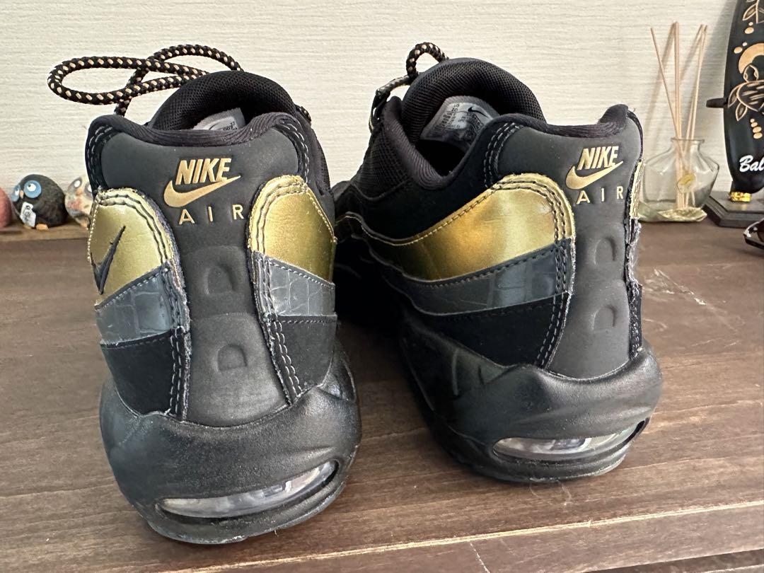 美品 NIKE AIR MAX 95 メタリックゴールド 28cm 画像2