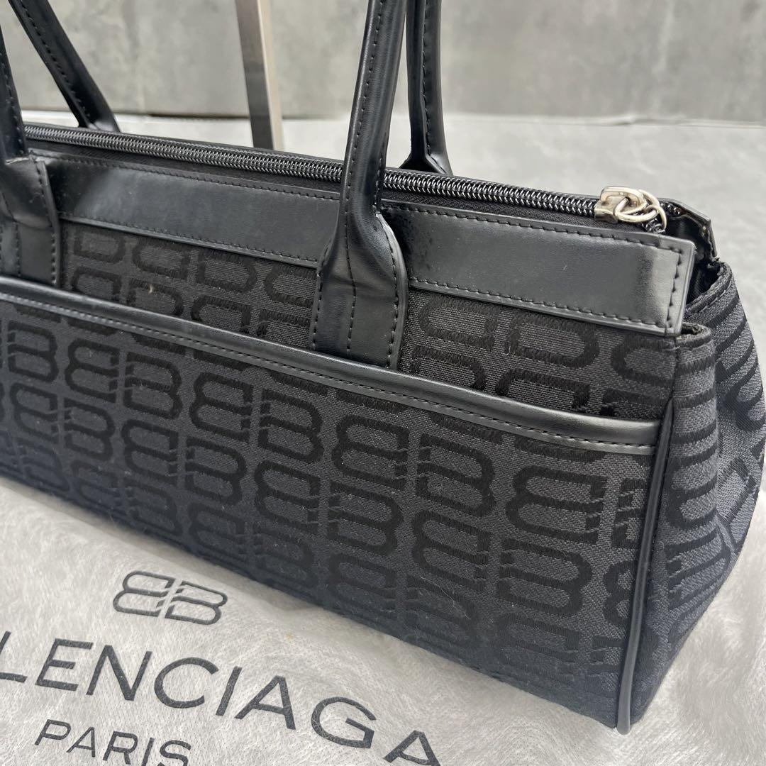 BALENCIAGA BB柄ハンドバッグ 黒 ブラック ボストン - メルカリ