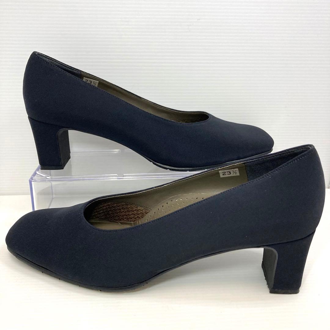 WEB限定デザイン ✨極美品✨SILVIA シルビア ロイヤルパンプス 黒