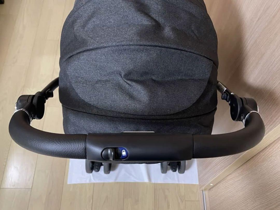 アップリカ ラクーナクッションフリープラス ブラックグレー ベビーカー