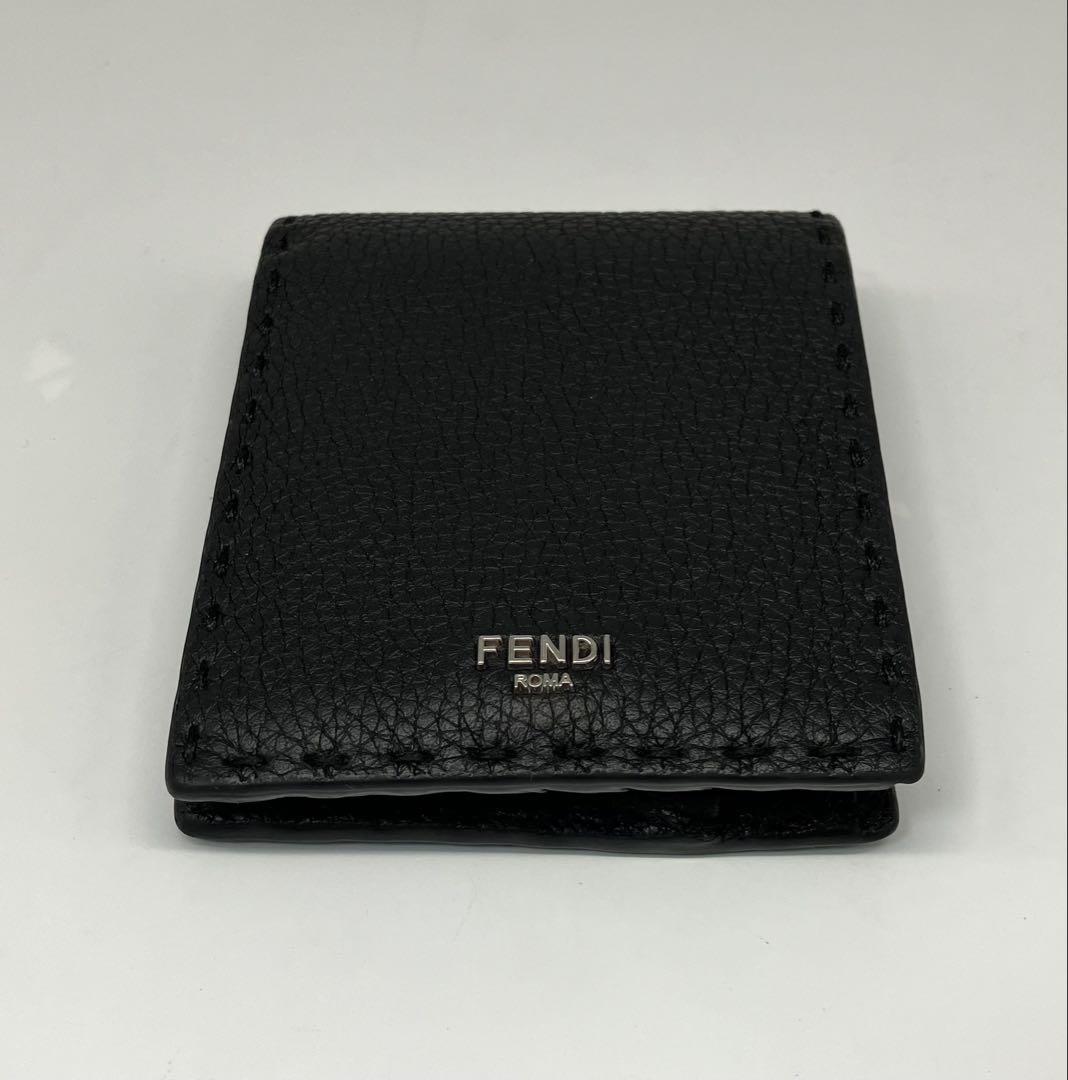 ⭐️トムヤンクン フェンディ セレリア レザー 二つ折り財布 ブラック