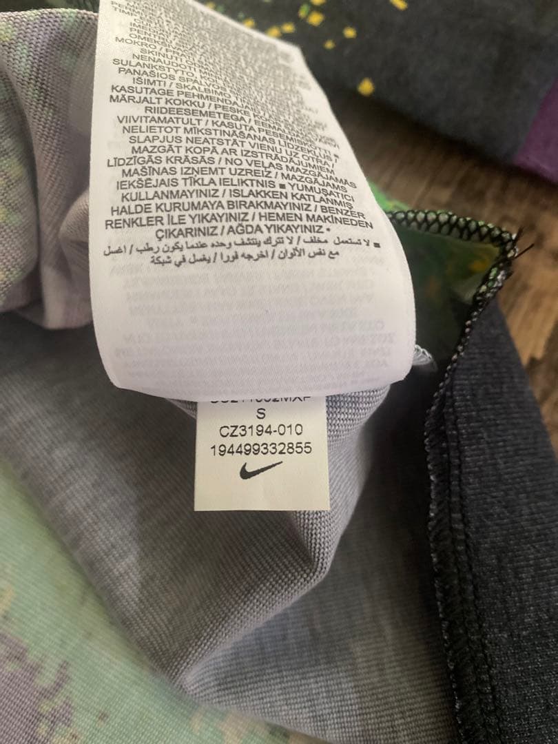 ナイキ ISPA ロングスリーブ Tシャツレディース