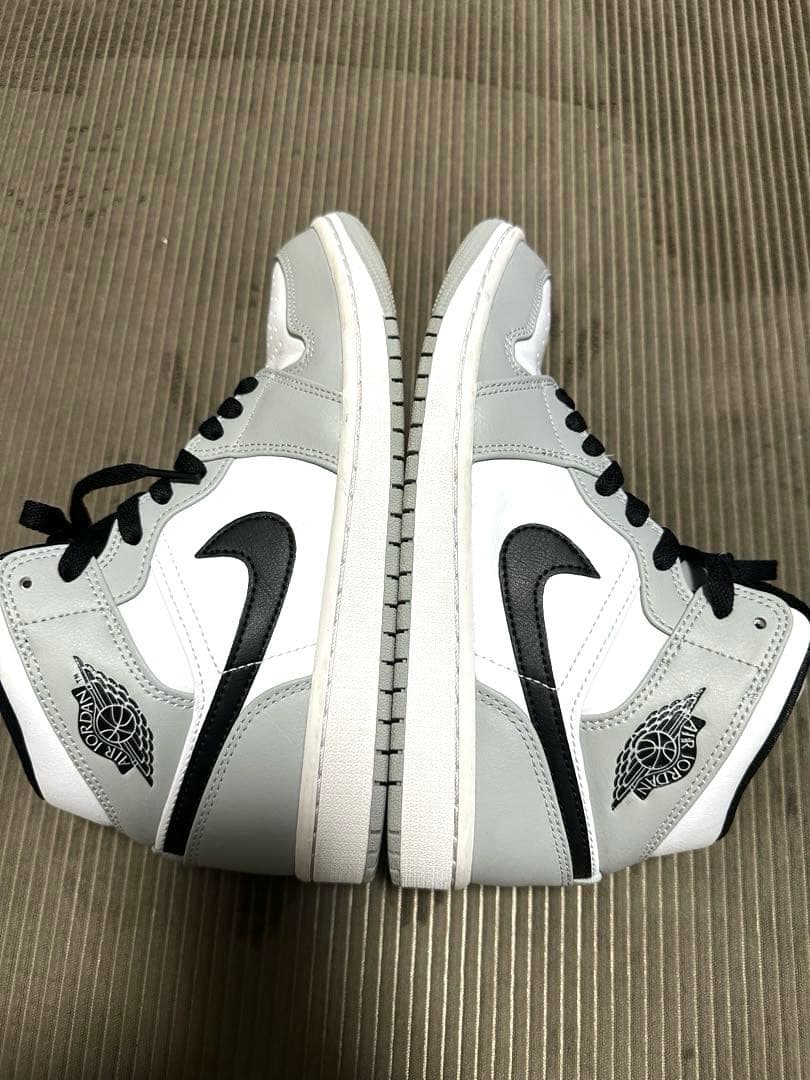 Nike Air Jordan 1 ホワイト/グレー/ブラック