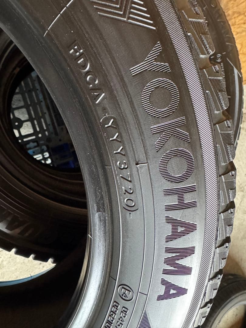 (298)185/60R15YOKOHAMA ICEGUARD IG50PLUS (298)185/60R15YOKOHAMA ICEGUARD IG50PLUS