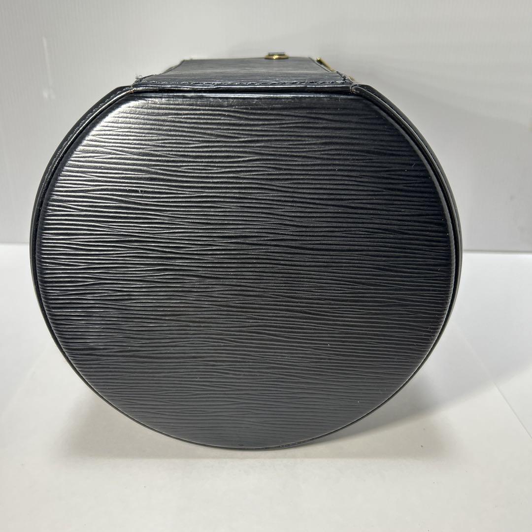 Louis Vuitton エピレザー バッグ　カンヌ