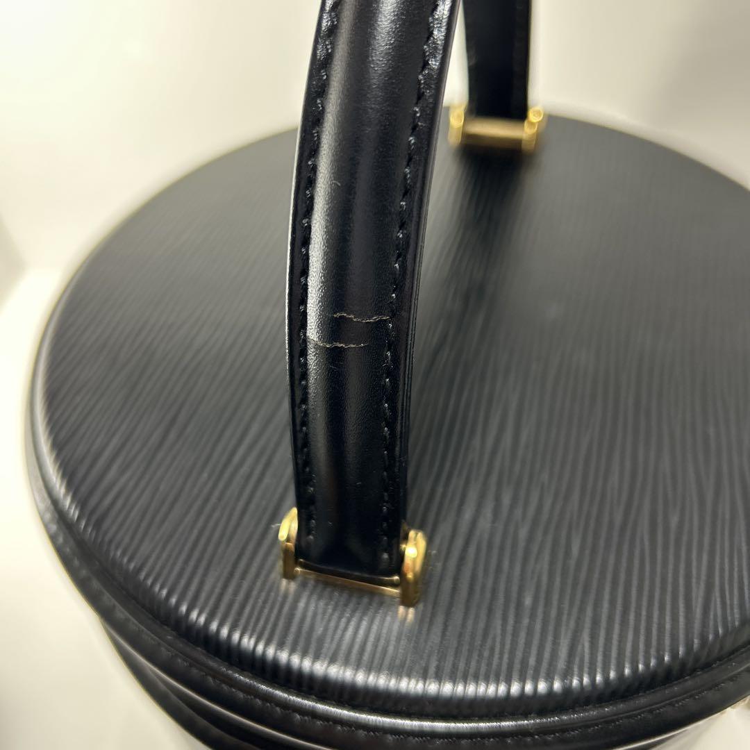 Louis Vuitton エピレザー バッグ　カンヌ