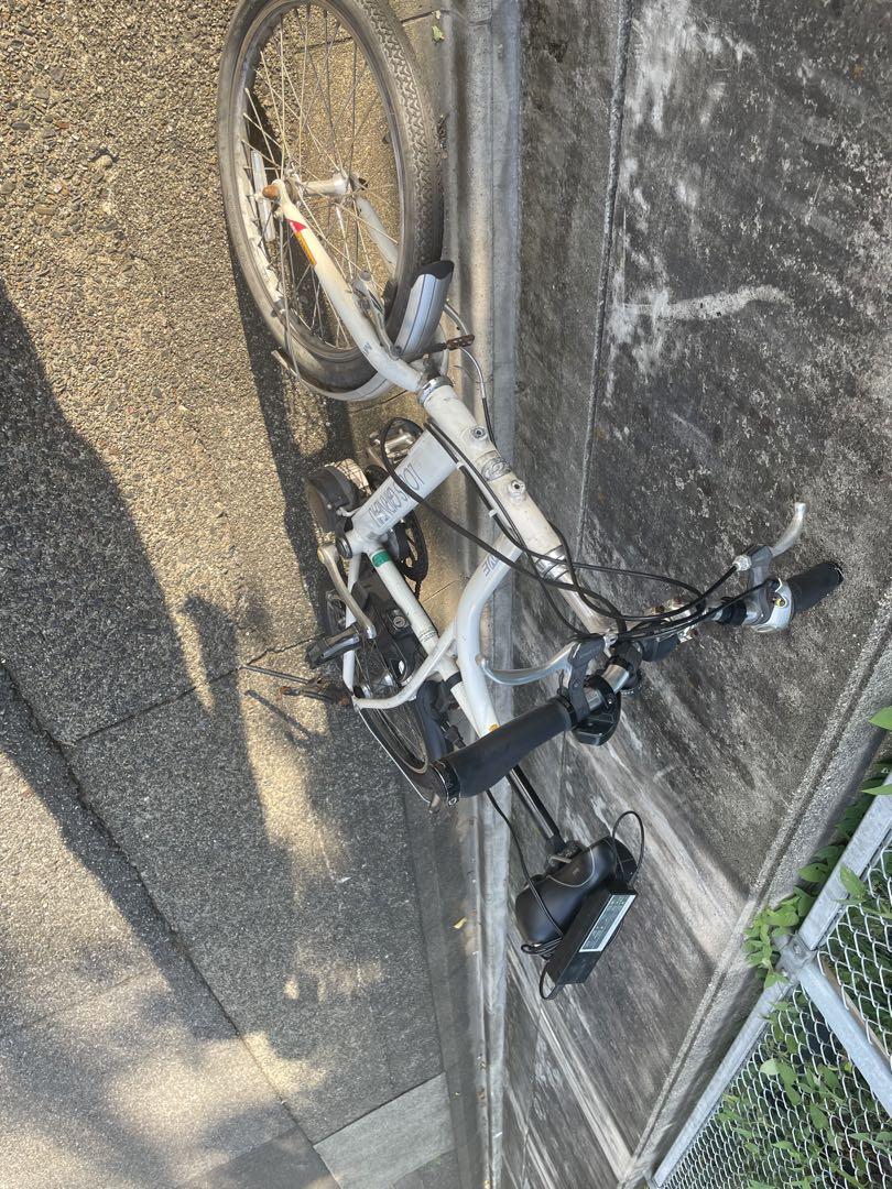 LOUIS GARNEAU MVE電動自転車　7速　20インチ