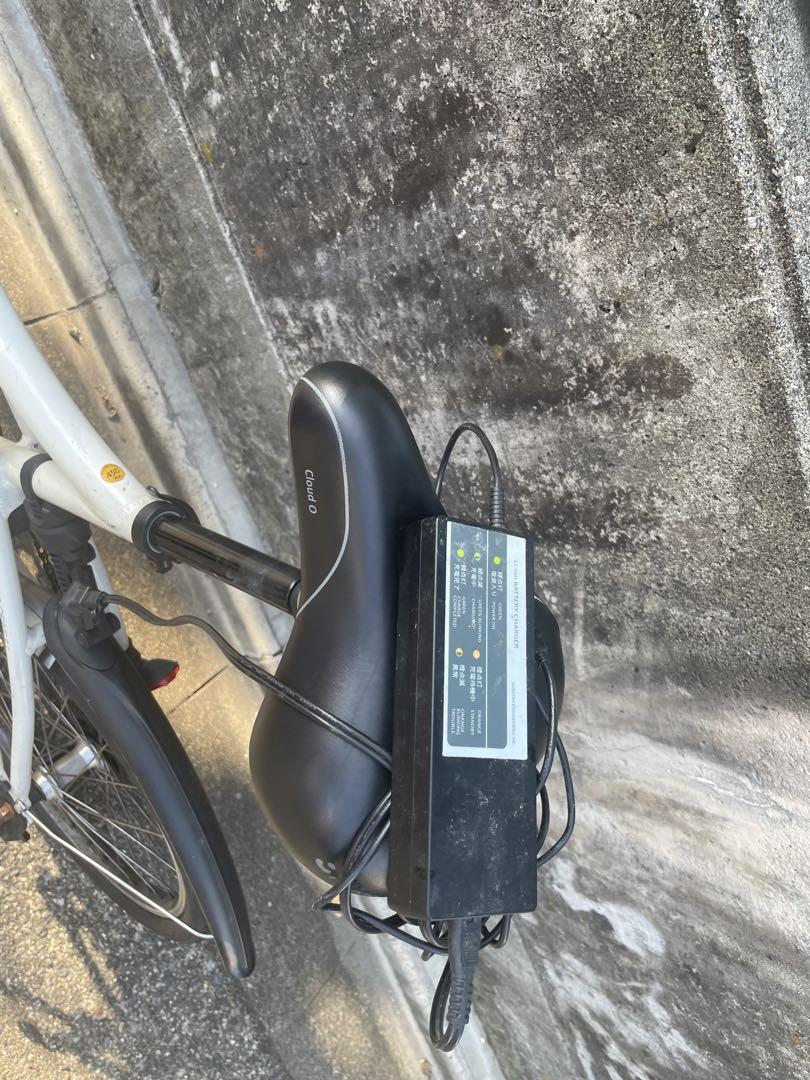 LOUIS GARNEAU MVE電動自転車　7速　20インチ